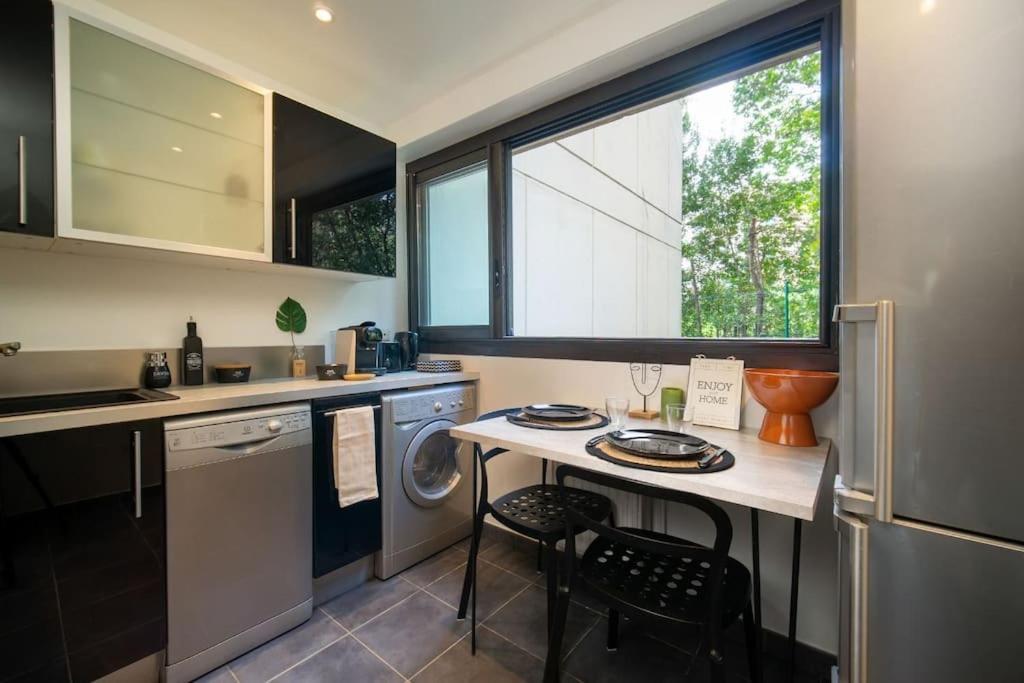 Air-Conditioned Apartment With Private Parking Marseilles Exterior foto
