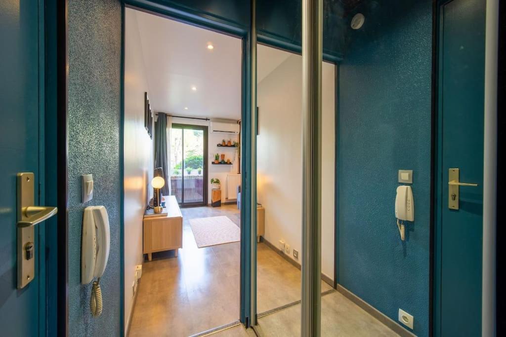 Air-Conditioned Apartment With Private Parking Marseilles Exterior foto